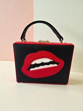 BOUTIQUE Lip Print Black Red Box Purse Bag Women's